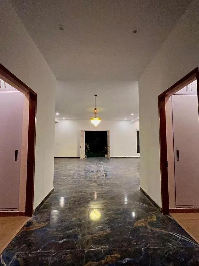 Entrie 2 Acre Farmhouse With Pool, 2 Rooms & Jacuzzi In Both Rooms Gurgaon 0*,
